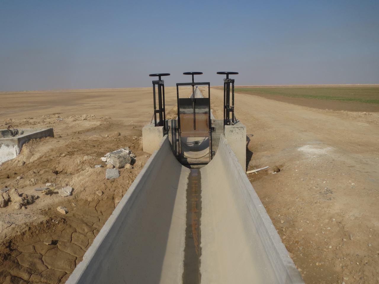 اجرای شبکه آبیاری و زهکشی، زهکش زیر زمینی و جهیز و نوسازی اراضی بخشی از اراضی دشتهای خوزستان